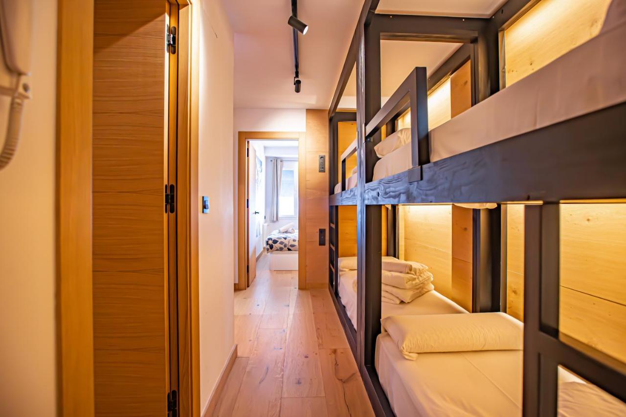 Holidays, Edificio Serraneu, 4 Personas Y Parking * Sierra Nevada